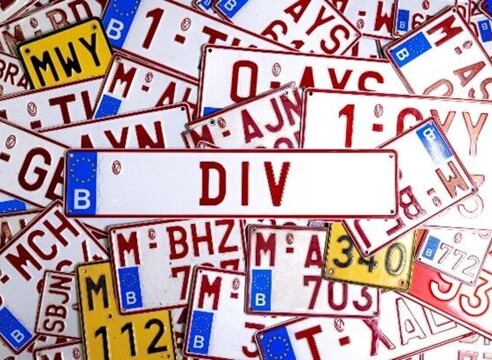 Hoe u uw kentekenplaat snel en eenvoudig kunt laten schrappen door de DIV